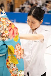 中振袖学生の部優勝-1